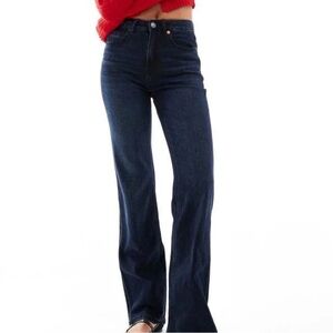Stradivarius Straight Leg Jeans